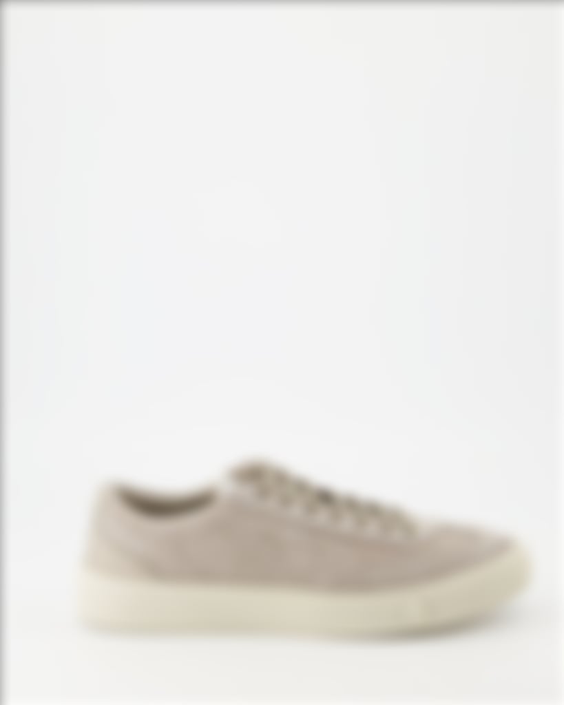 B101 sneakers