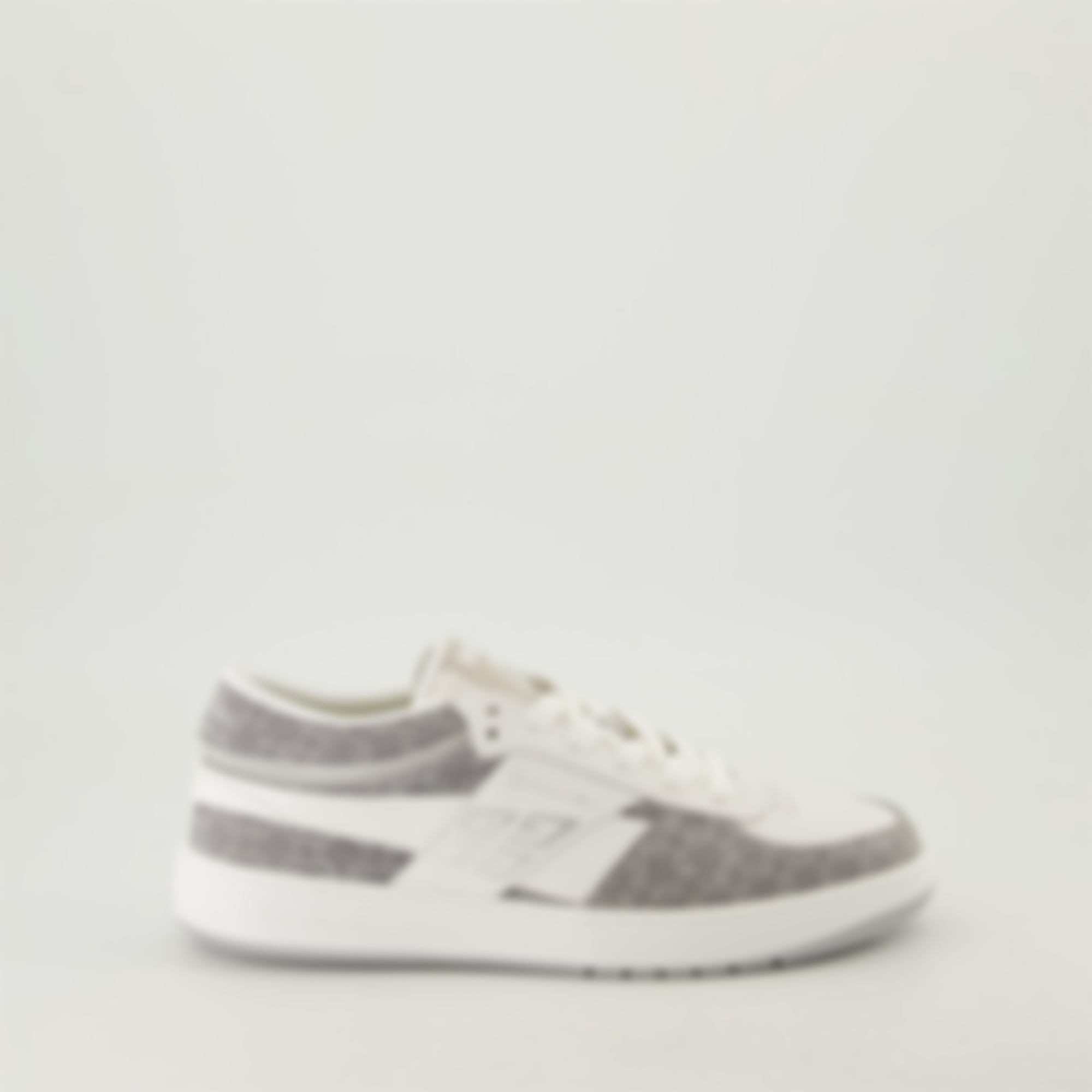 G-Move Sneakers